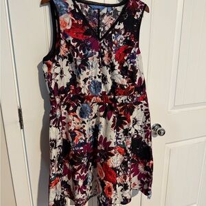 Simply Vera Vera Wang Multicolor Floral Dress. New. 1X.
